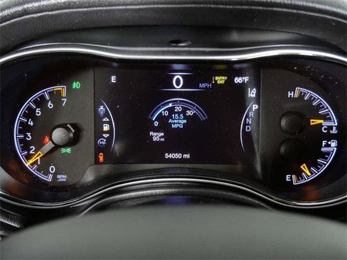 Used 2020 Jeep Grand Cherokee High Altitude image 22