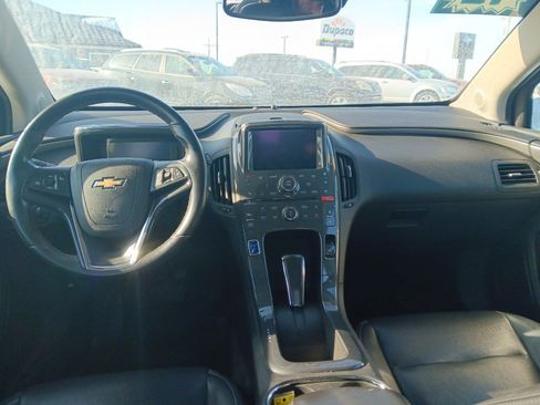 Used 2012 Chevrolet Volt Premium w/ Premium Trim Package FWD image 10
