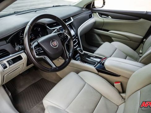 Used 2014 Cadillac XTS FWD image 7
