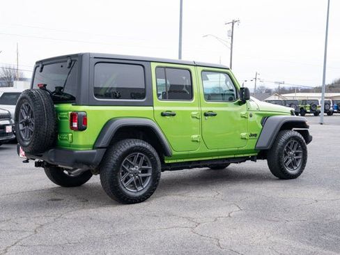 Used 2025 Jeep Wrangler Unlimited Sport image 5