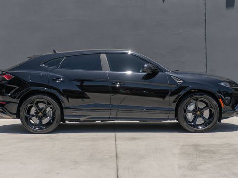 Used 2026 Lamborghini Urus SE AWD/4WD image 6