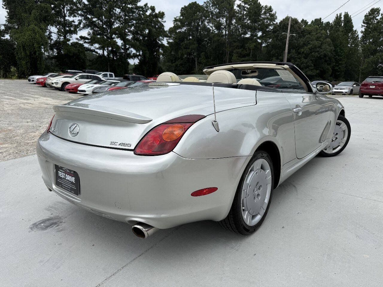 Used 2004 Lexus SC 430 Convertible RWD image 22