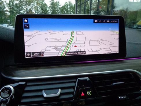 Used 2023 BMW M550i xDrive w/ Executive Package image 13