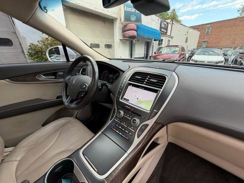 Used 2016 Lincoln MKX Reserve w/ Climate Package AWD/4WD image 45