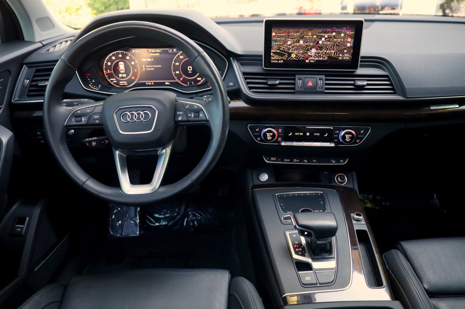 Used 2020 Audi Q5 Prestige AWD/4WD image 9