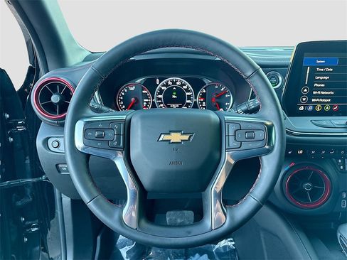 Used 2025 Chevrolet Blazer RS w/ Driver Confidence II Package image 11