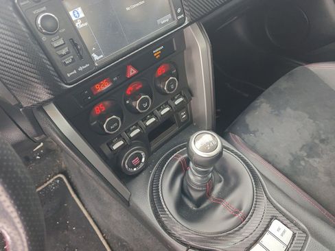 Used 2014 Subaru BRZ Limited image 9