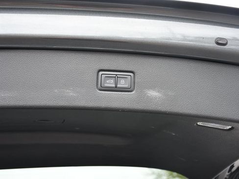 Used 2023 Audi SQ7 Prestige w/ Prestige Package AWD/4WD image 24