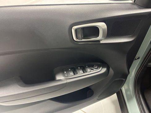 New 2026 Hyundai Venue SEL FWD image 6