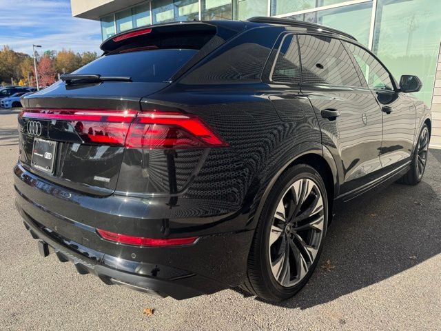 Certified 2025 Audi Q8 Premium Plus w/ Premium Plus Package AWD/4WD image 5