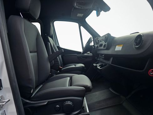 New 2026 Mercedes-Benz Sprinter 2500 image 23