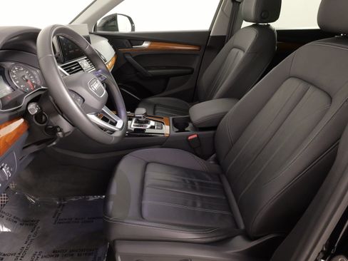 Used 2023 Audi Q5 2.0T Premium w/ Convenience Package AWD/4WD image 29