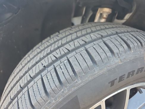 Used 2022 Jeep Grand Cherokee Limited image 37