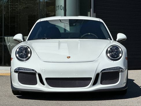 Certified 2016 Porsche 911 R RWD image 11
