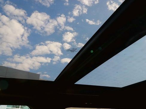 Used 2023 Ford F150 XLT w/ Equipment Group 302A High image 31