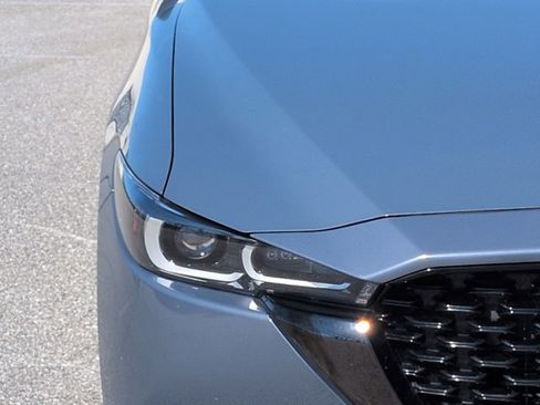 Used 2023 MAZDA CX-5 Carbon Edition image 11