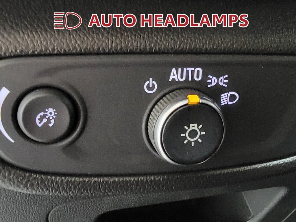 Used 2021 Chevrolet TrailBlazer LS FWD image 23