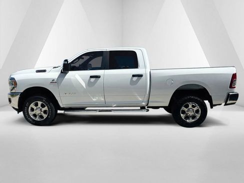 Used 2024 RAM 2500 Big Horn w/ Off Road Package AWD/4WD image 4
