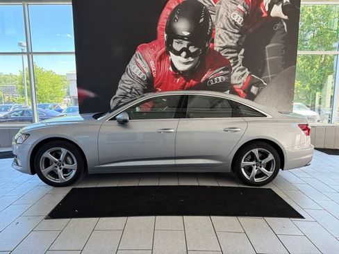 Used 2025 Audi A6 Premium Plus w/ Premium Plus Package AWD/4WD image 3
