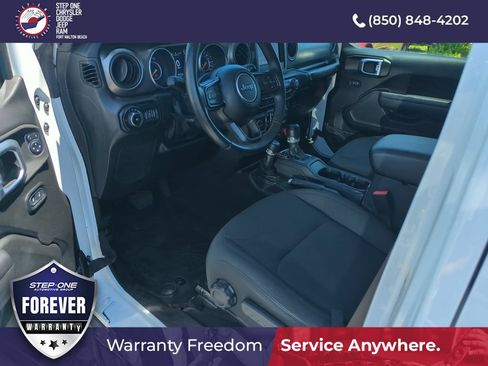 Used 2022 Jeep Wrangler Unlimited Sport AWD/4WD image 10