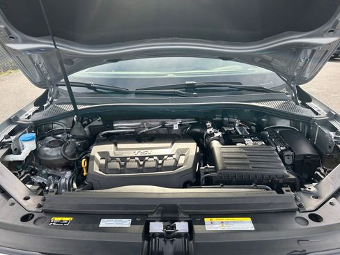 Used 2023 Volkswagen Tiguan SE R-Line FWD image 30