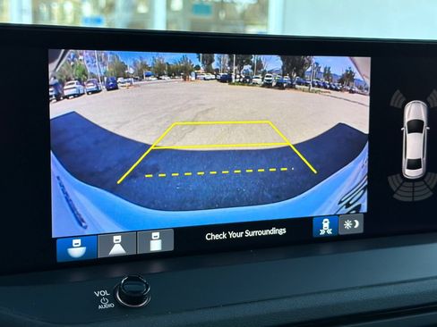 Used 2024 Honda Accord Touring image 18