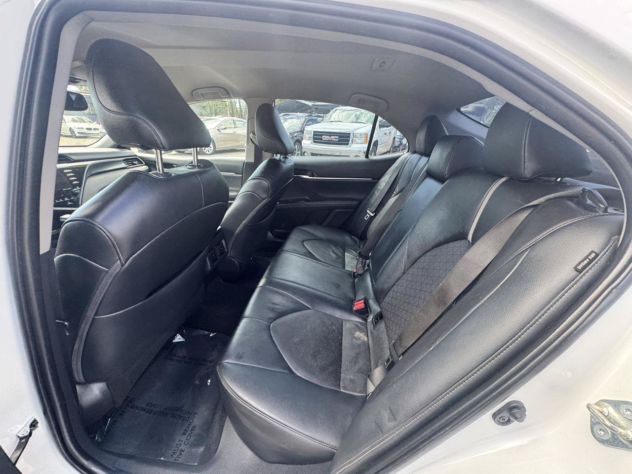 Used 2019 Toyota Camry XSE FWD image 16