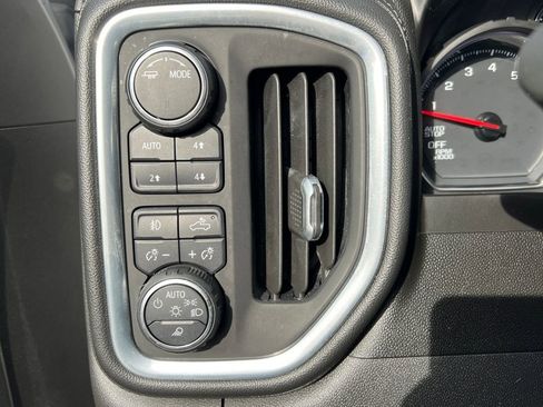 Used 2021 Chevrolet Silverado 1500 LT Trail Boss w/ Convenience Package II image 40