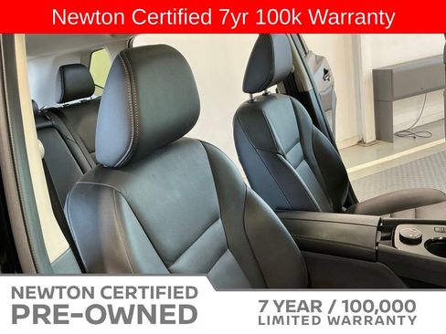 Used 2025 Nissan Rogue SL w/ SL Premium Package AWD/4WD image 15