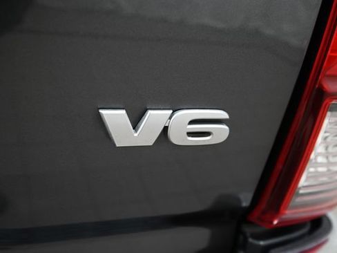 Used 2019 Toyota Tacoma TRD Off-Road image 20