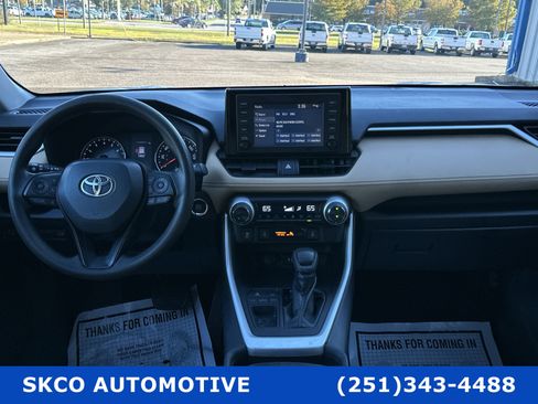 Used 2019 Toyota RAV4 XLE image 15