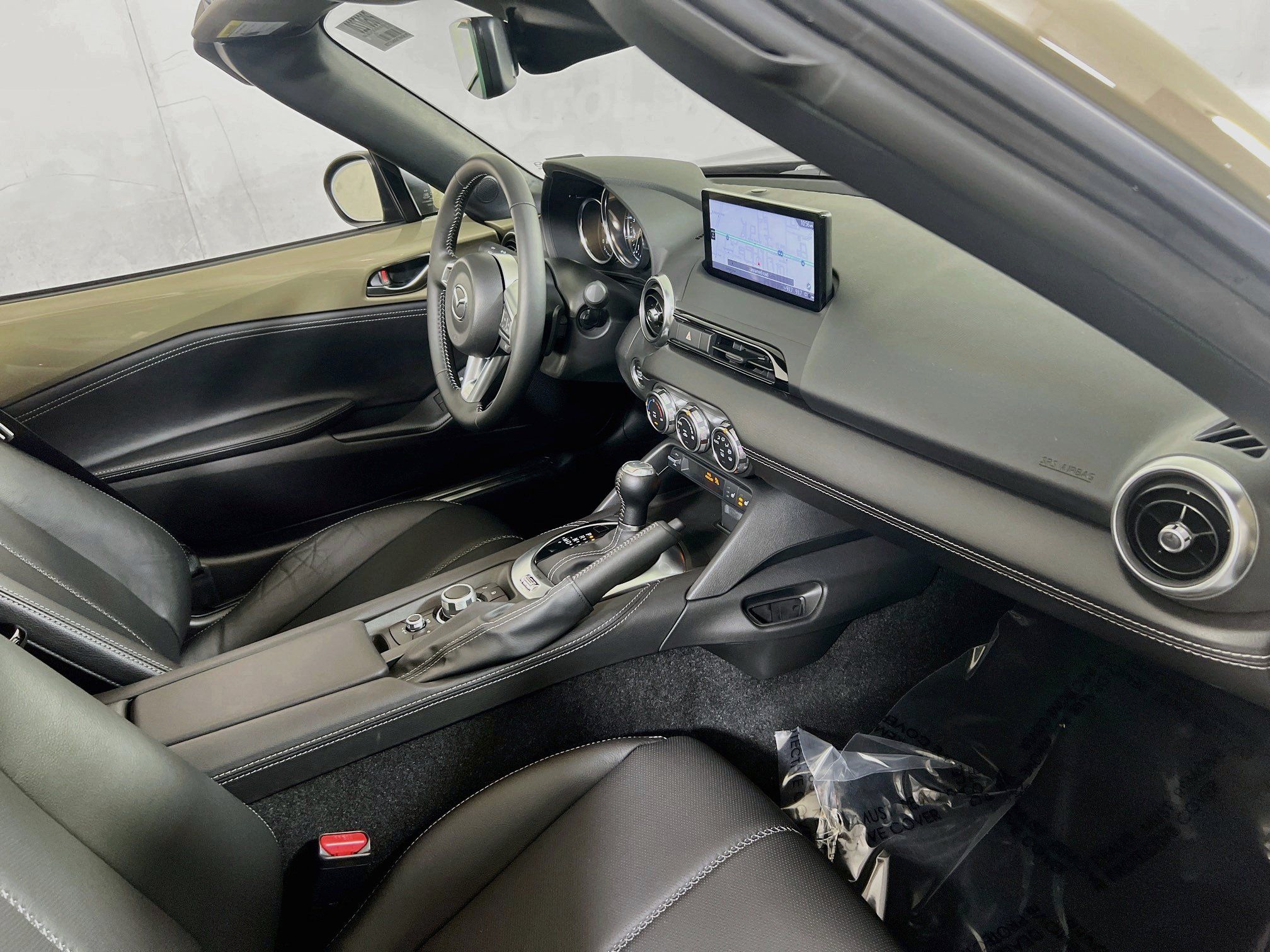 Used 2024 MAZDA MX-5 Miata RF Grand Touring RWD image 26