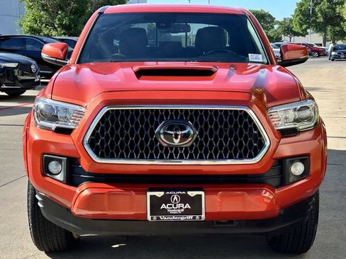 Used 2018 Toyota Tacoma TRD Sport w/ Technology Package RWD image 7