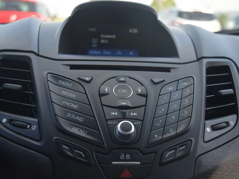 Used 2018 Ford Fiesta SE FWD image 12