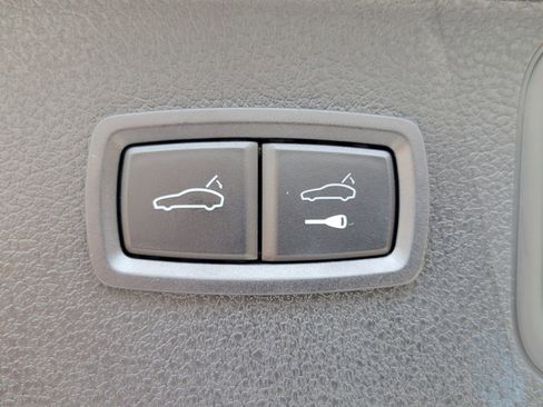 Used 2026 Porsche Macan image 30