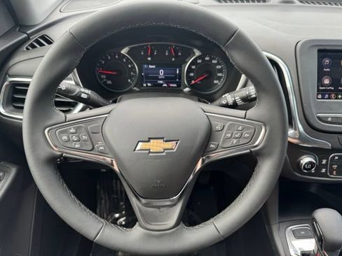 Used 2023 Chevrolet Equinox LT AWD/4WD image 26