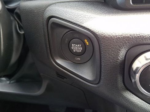 Used 2025 Jeep Gladiator Sport AWD/4WD image 22