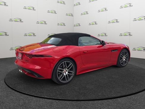 Used 2018 Jaguar F-TYPE R-Dynamic image 12