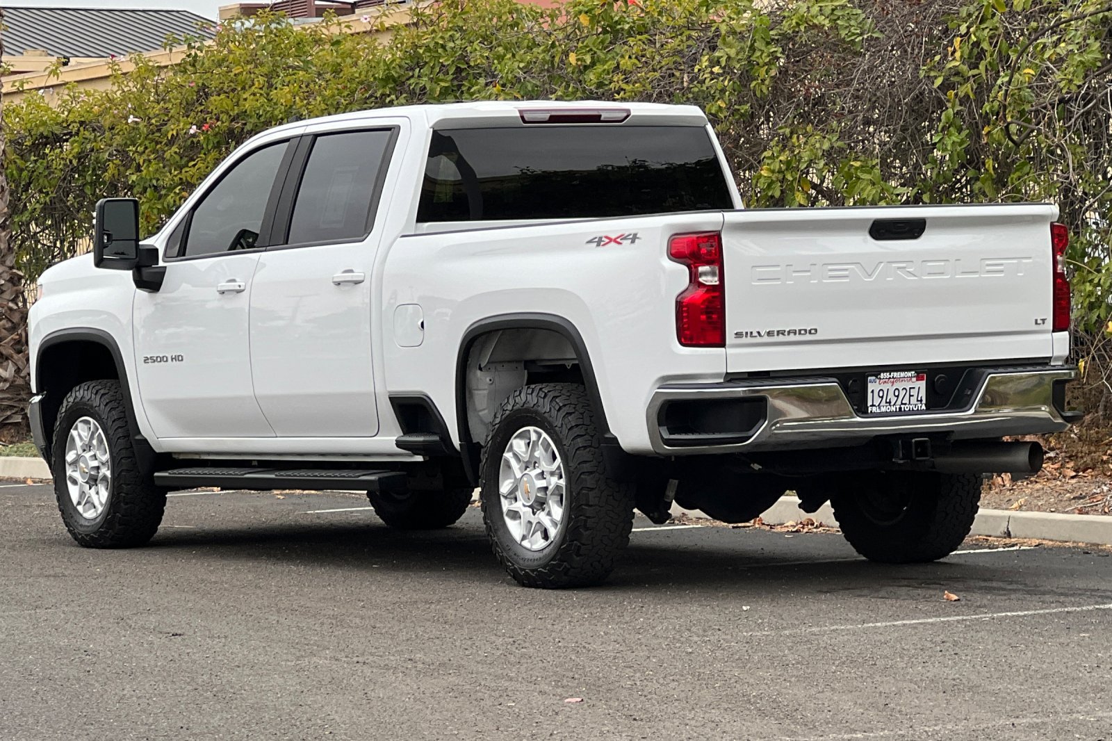 Used 2022 Chevrolet Silverado 2500 LT w/ Fleet Comfort Package AWD/4WD image 6