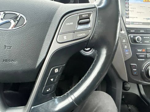 Used 2017 Hyundai Santa Fe Limited AWD/4WD image 24