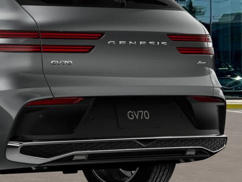 Certified 2026 Genesis GV70 2.5T Advanced AWD/4WD image 15
