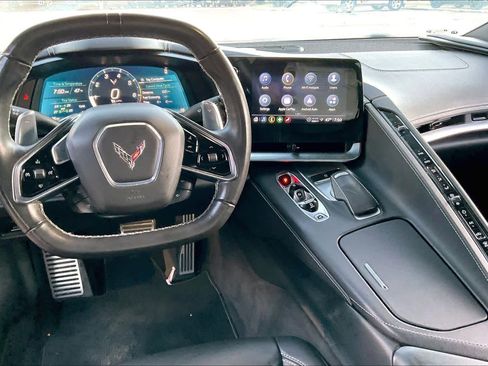 Used 2022 Chevrolet Corvette Stingray Coupe w/ Z51 Performance Package image 14