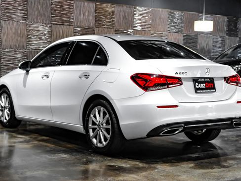 Used 2019 Mercedes-Benz A 220 image 16
