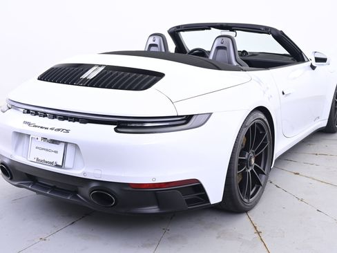 Used 2022 Porsche 911 Carrera 4S image 7