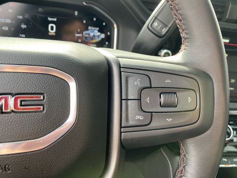 Used 2025 GMC Sierra 2500 AT4X image 68