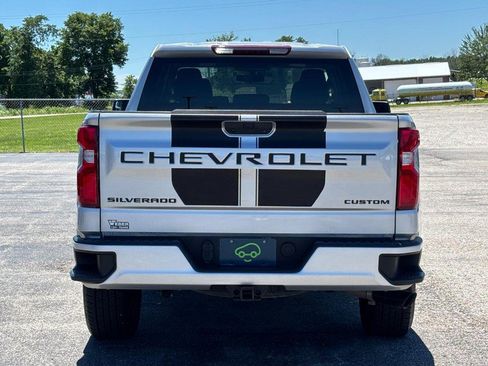Used 2022 Chevrolet Silverado 1500 Custom w/ Rally Edition AWD/4WD image 4