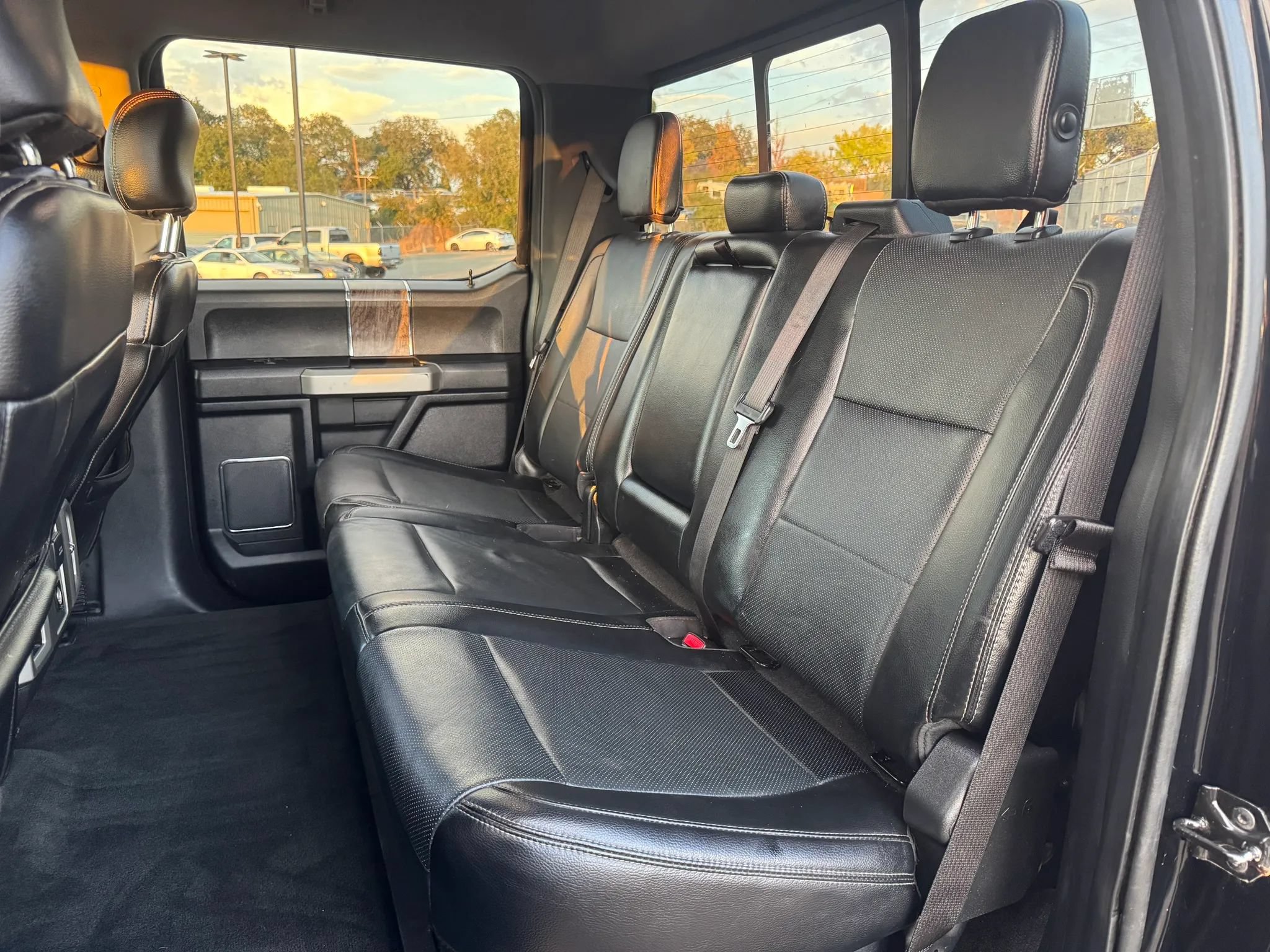 Used 2017 Ford F350 Lariat AWD/4WD image 22