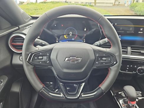 New 2026 Chevrolet Trax RS w/ Sunroof Package FWD image 14