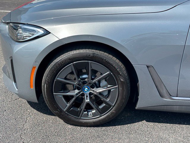 Used 2023 BMW i4 eDrive35 w/ Premium Package RWD image 7