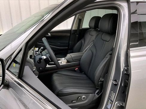 New 2026 Genesis GV80 2.5T Select AWD/4WD image 32